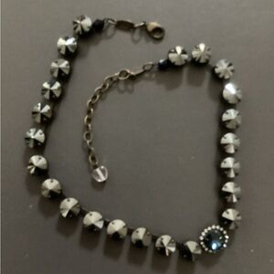 Sabika crystal neclace